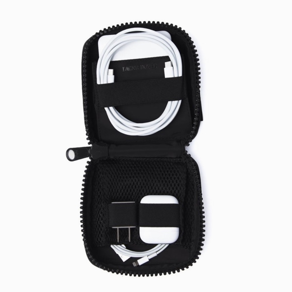 Dagne Dover Arlo Tech Travel Case